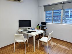 Hougang Street 21 (D19), Shop House #464642101